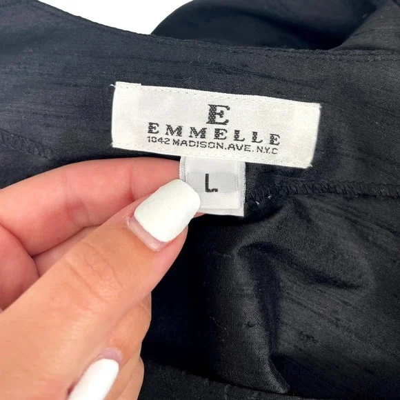 Emmelle Black Silk Shantung Sleeveless Blouse  Size Large NWOT - Picture 2 of 7